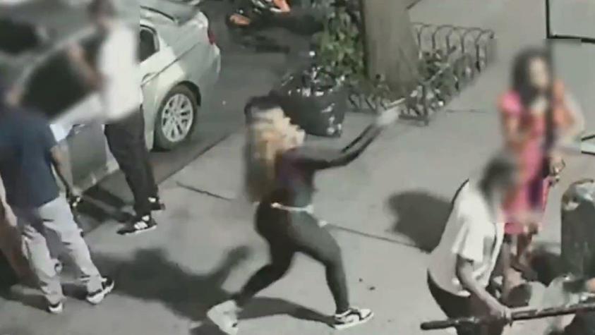 [VIDEO] Una mujer dispara por la espalda a otra en pleno Nueva York