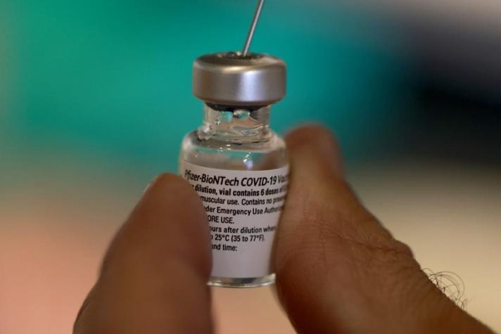 Biontech afirma que "aún no" es necesario adaptar la vacuna Pfizer a las variantes del virus