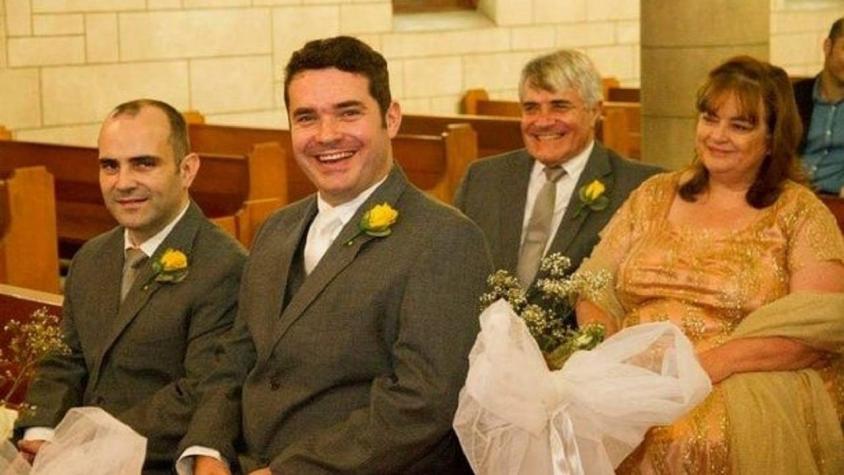Familia escéptica a la vacunación contra el COVID-19 se contagia y muere a las dos semanas Familia escéptica a la vacunación contra el COVID-19 se contagia y muere a las dos semanas