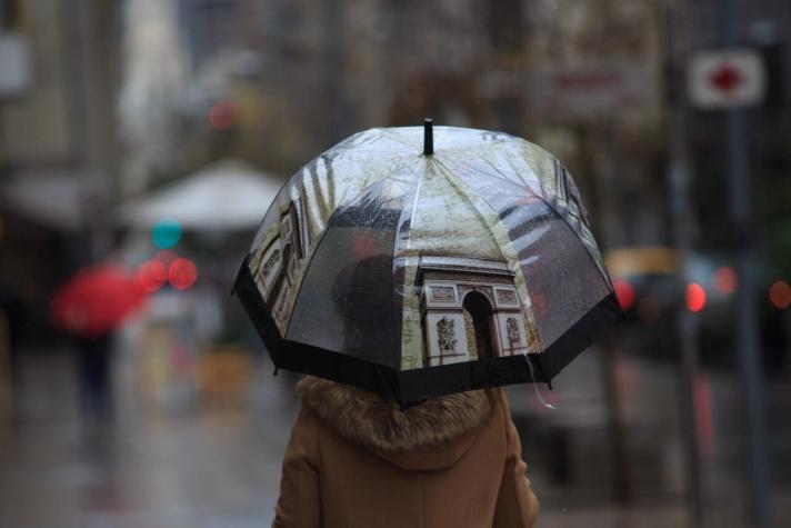 "Podría ser torrencial": ¿Qué días serían las intensas lluvias en la región Metropolitana?