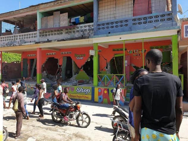 [VIDEO] Al menos 304 muertos tras terremoto 7.2 en Haití