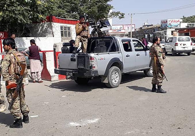 Talibanes dicen haber ocupado varios sectores de Kabul para "garantizar seguridad" Talibanes dicen haber ocupado varios sectores de Kabul para "garantizar seguridad"