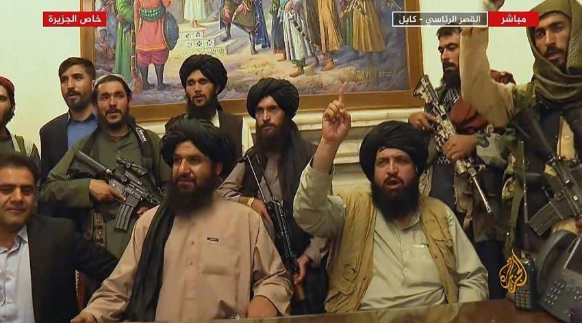 ¿Quiénes son los talibanes y por qué genera temor en los afganos su llegada al poder?