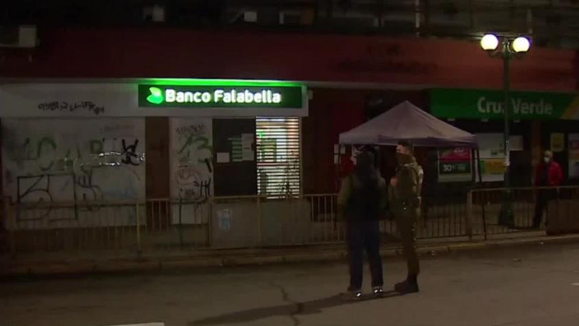 [VIDEO] Seis detenidos tras intento de robo a sucursal bancaria en San Bernardo