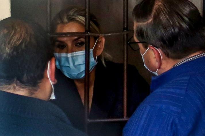 Fiscalía de Bolivia presenta acusación por "genocidio" contra Jeanine Áñez