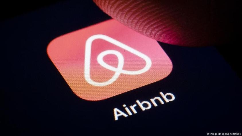 Airbnb propone albergar gratuitamente a 20.000 refugiados afganos en todo el mundo