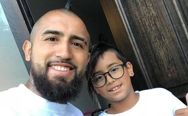 "Alonso se encuentra estable": Hijo de María Teresa Matus y Arturo Vidal tuvo que ser internado