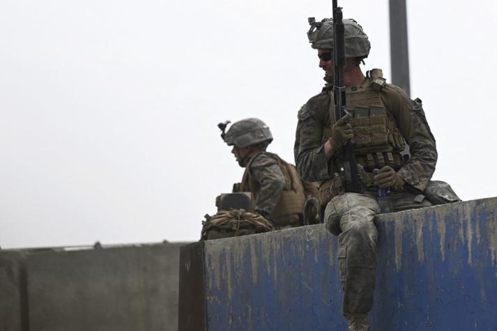 Ejército estadounidense detruyó aviones y vehículos blindados antes de dejar Kabul