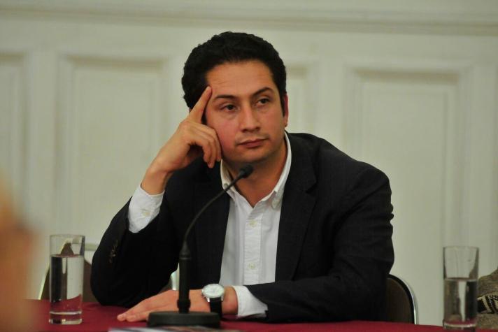 Diego Ancalao dice que pagó $3 millones de pesos por recolección de firmas que resultaron ser falsas Diego Ancalao dice que pagó $3 millones de pesos por recolección de firmas que resultaron ser falsas