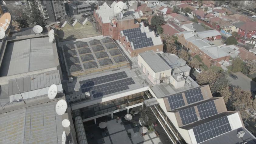 ENGIE Chile y Canal 13 finalizan instalación de techo de paneles solares con energía 100% renovable