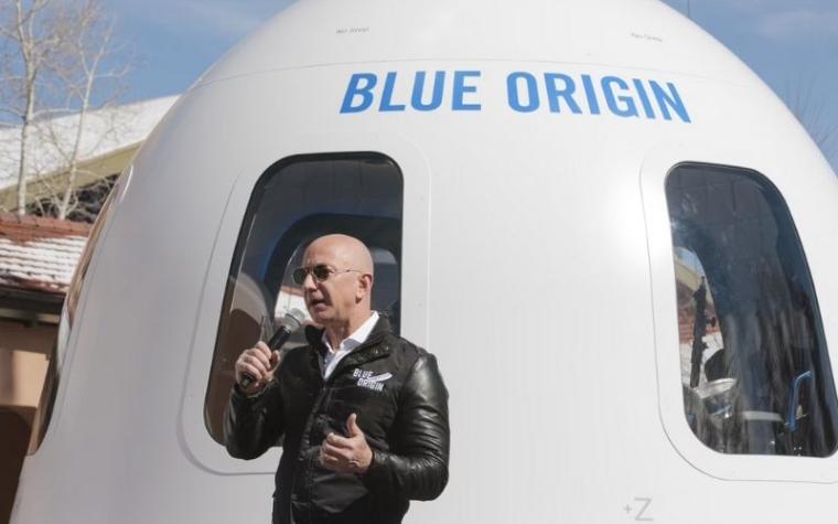 Jeff Bezos demanda a la NASA por no darle el contrato a la Luna