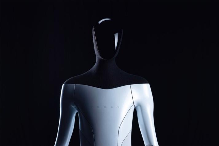 Tesla trabaja en el  prototipo del primer robot humanoide