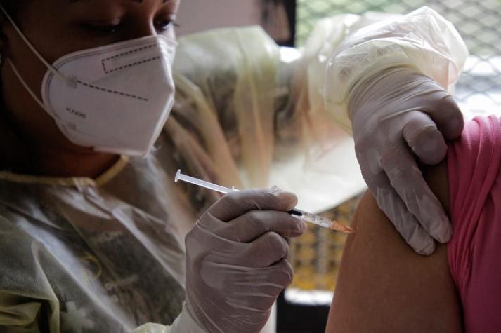 Con miras al regreso a clases: Venezuela anuncia vacunación contra el COVID-19 para niños y jóvenes