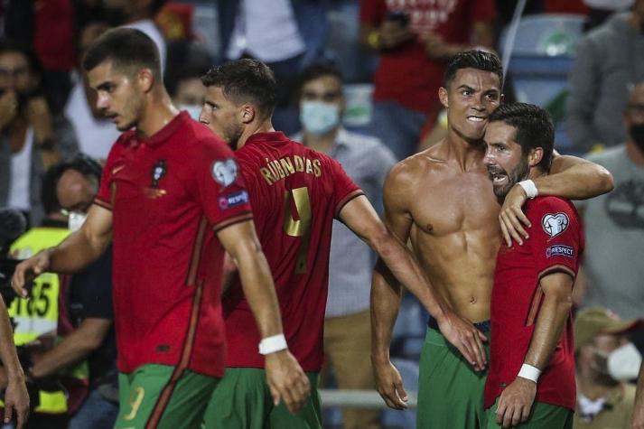 Cristiano Ronaldo anota un doblete con Portugal y establece nuevo récord de goles con una selección