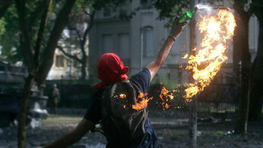 Confirman penas de cárcel contra tres involucrados en lanzamiento de bombas molotov en el estallido