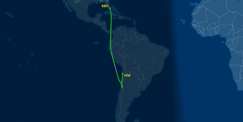 Desviado a Antofagasta: Vuelo Miami-Santiago tuvo que aterrizar en el norte de Chile