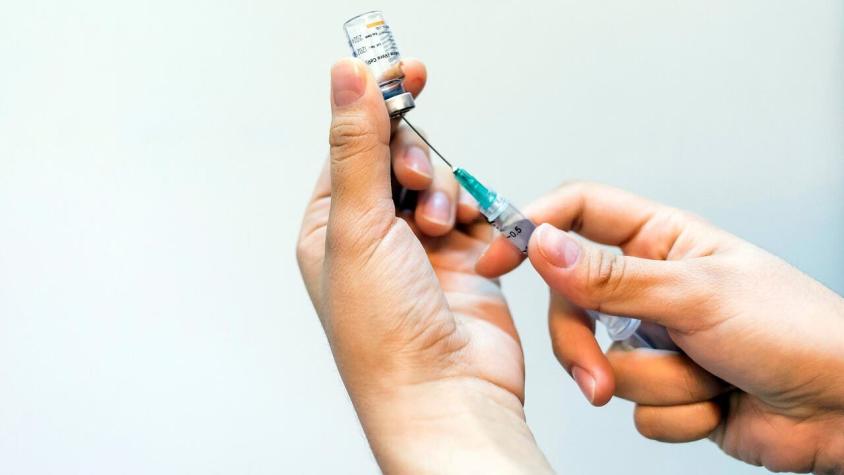 ISP evalúa este lunes si autoriza uso de vacuna Sinovac en niños desde los 3 años