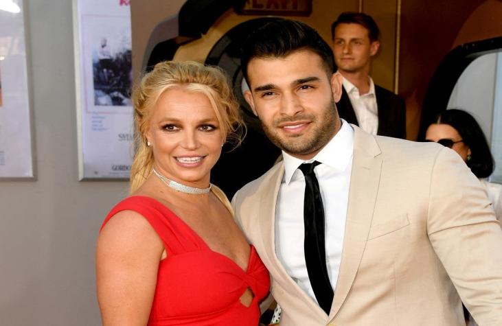 Novio de Britney Spears publicó argolla de compromiso en Instagram y ahora dice que lo hackearon