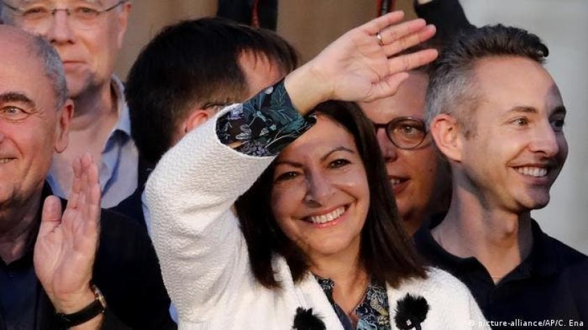 Alcaldesa de París postulará a la presidencia de Francia