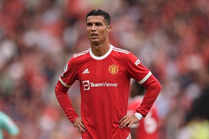 Avioneta sobrevoló Old Trafford en debut de CR7 con cartel recordando acusación de violación