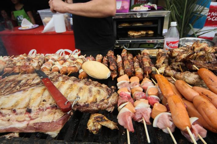 Cuántas calorías tiene una empanada, un terremoto y el resto de preparaciones de Fiestas Patrias