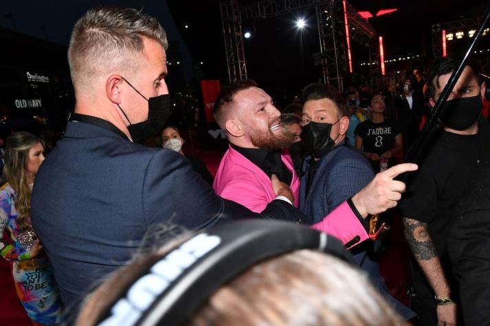 La verdad detrás de la polémica pelea entre Machine Gun Kelly y Conor McGregor en los MTV VMA's