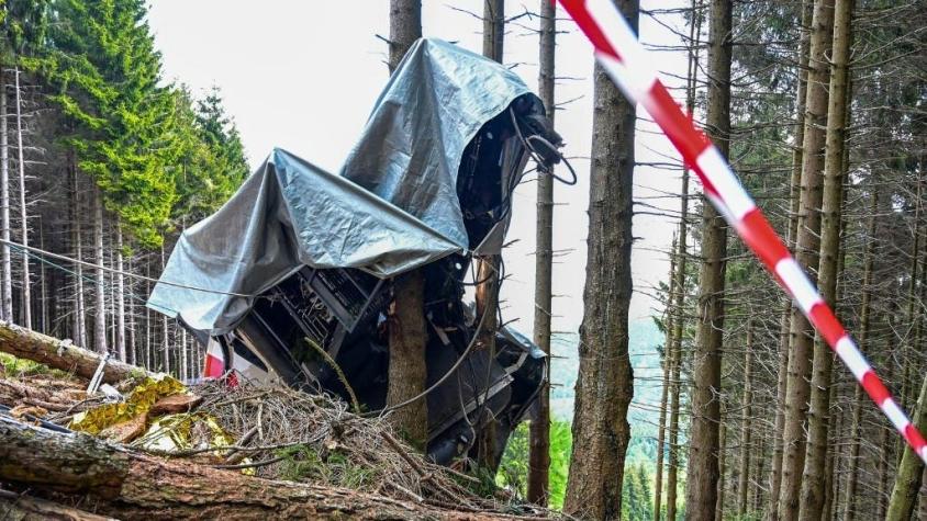 Denuncian "secuestro" del único sobreviviente del accidente de teleférico en Italia