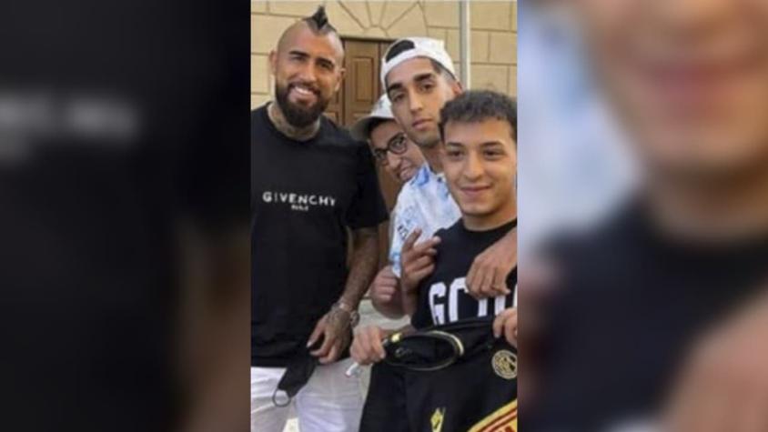 Arturo Vidal revoluciona un pequeño pueblito italiano