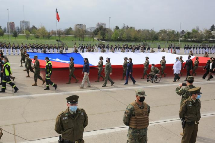 [VIDEO] Parada militar: Desfile con homenaje a fallecidos y protocolo sanitario