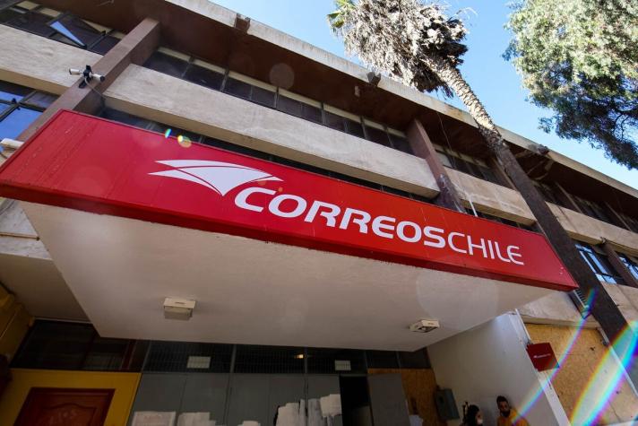 Encomiendas enviadas a través de Correos de Chile pagarán IVA