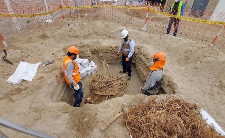 Hallan restos humanos de 800 años de antigüedad en Perú