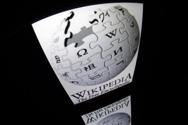 Wikipedia se defiende de cuestionamientos de Sichel y acusa "vandalismo" tras debate presidencial