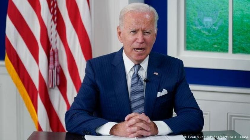 Biden promete "consecuencias" por malos tratos a inmigrantes haitianos