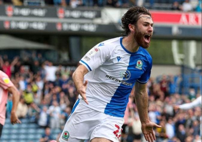 Revisa los goles: Ben Brereton anotó un hattrick y fue figura en goleada del Blackburn Rovers