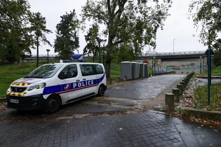 Detienen a 45 hombres en Francia investigados por violar a una mujer que era drogada por su marido