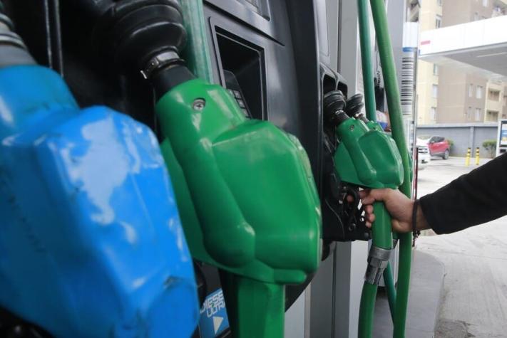 Precio de las bencinas subirán por tercera semana consecutiva