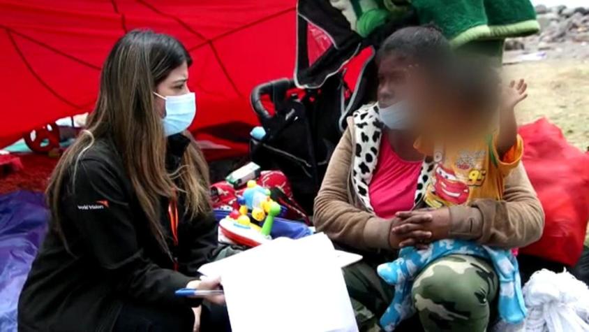 [VIDEO] "Gift cards" en ayuda a venezolanos que acampan en Iquique
