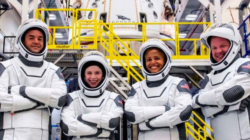 SpaceX hizo historia: 4 astronautas amateurs ya están en el espacio con la misión Inspiration4