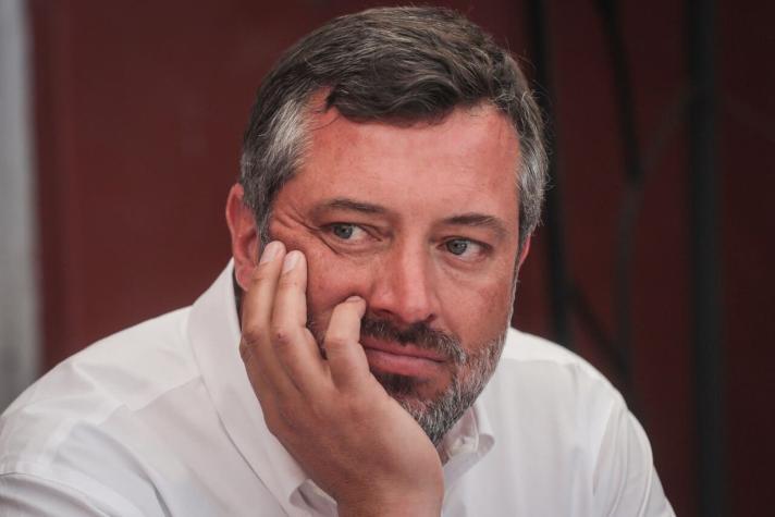 Revelan aportes irregulares a campaña de diputado de Sichel en 2009: candidato niega acusaciones