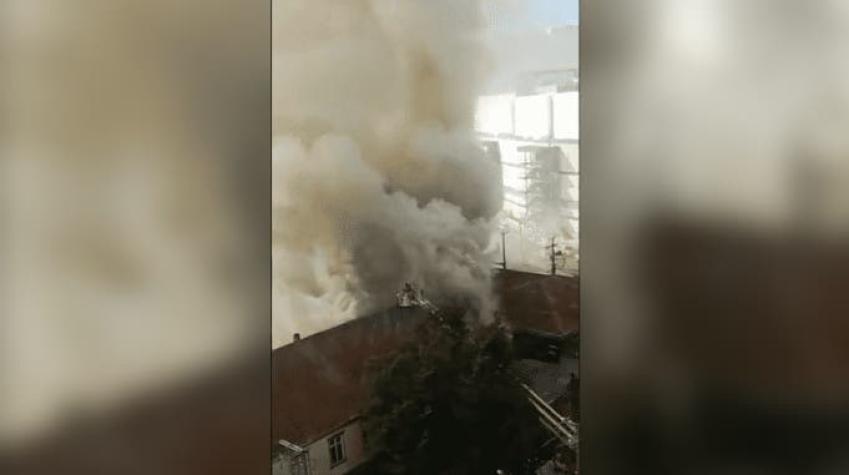 [VIDEO] Reportan incendio en el centro Puerto Montt