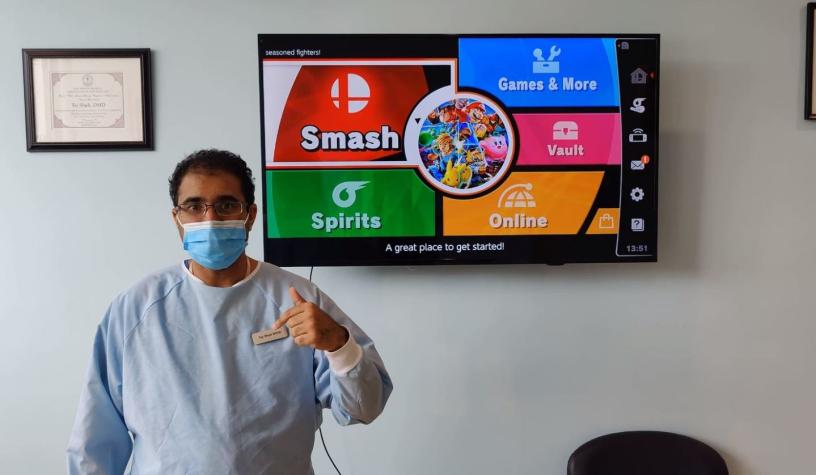 Dentista ofrece limpieza gratuita a quienes le ganen en "Super Smash Bros"