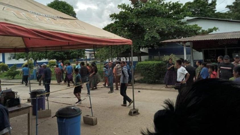 Antivacunas en Guatemala secuestran a un grupo de enfermeras durante horas