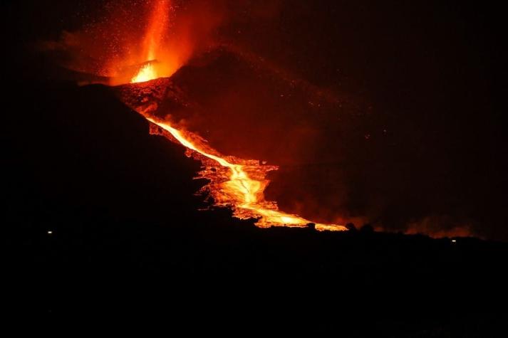 Se produce derrumbe en cara norte del volcán Cumbre Vieja, que lleva en erupción ya tres semanas