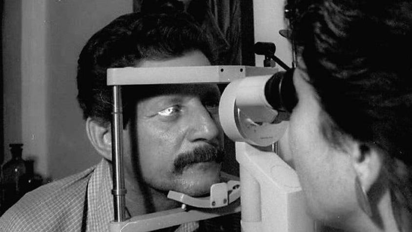 El médico que resolvió el enigma de una epidemia que dejó a 50.000 cubanos con problemas de visión