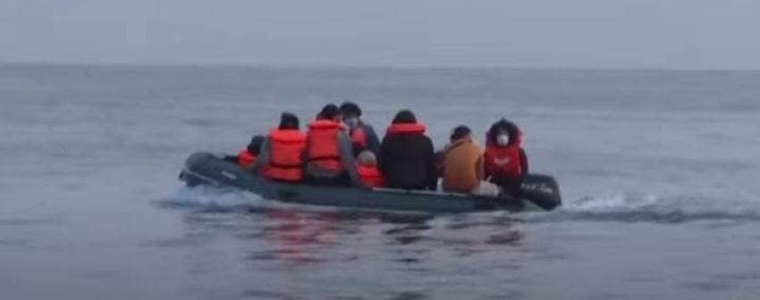 [VIDEO] Canal de La Mancha: Más de mil migrantes lo cruzan en sólo dos días