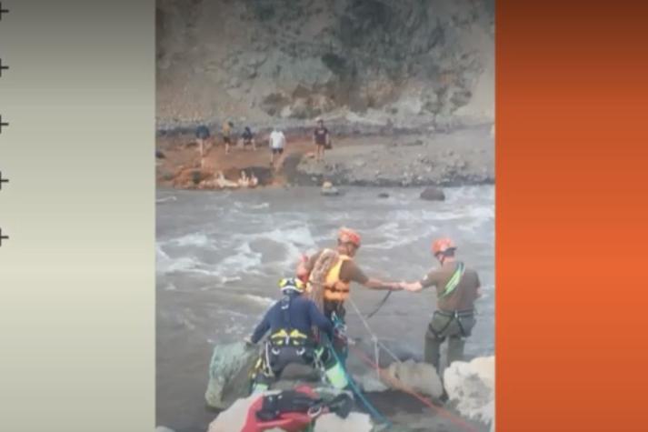 Rescatan a 14 personas tras crecida de río en San Clemente