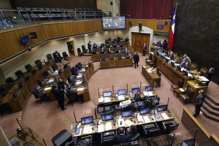 Senado aprueba ley express para salvar candidaturas al parlamento impugnadas por el Servel