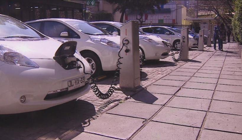 [VIDEO] Chile venderá solo autos eléctricos de aquí a 2035