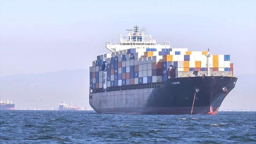 Crisis de los contenedores: ¿por qué hay tantos barcos haciendo fila para entrar a Estados Unidos?