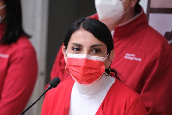 Funcionarios del Min de Desarrollo Social critican a Karla Rubilar tras denuncias en su contra